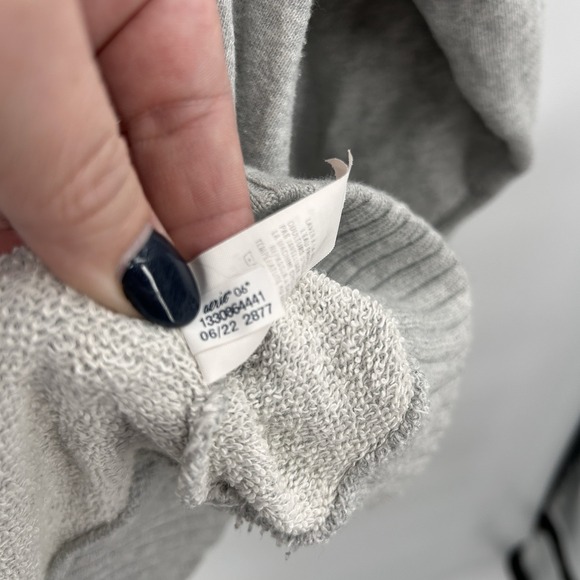 Aerie Womens Down to Earth Oversized Hoodie Size M Gray Cozy Casual Pocket - Picture 8 of 10
